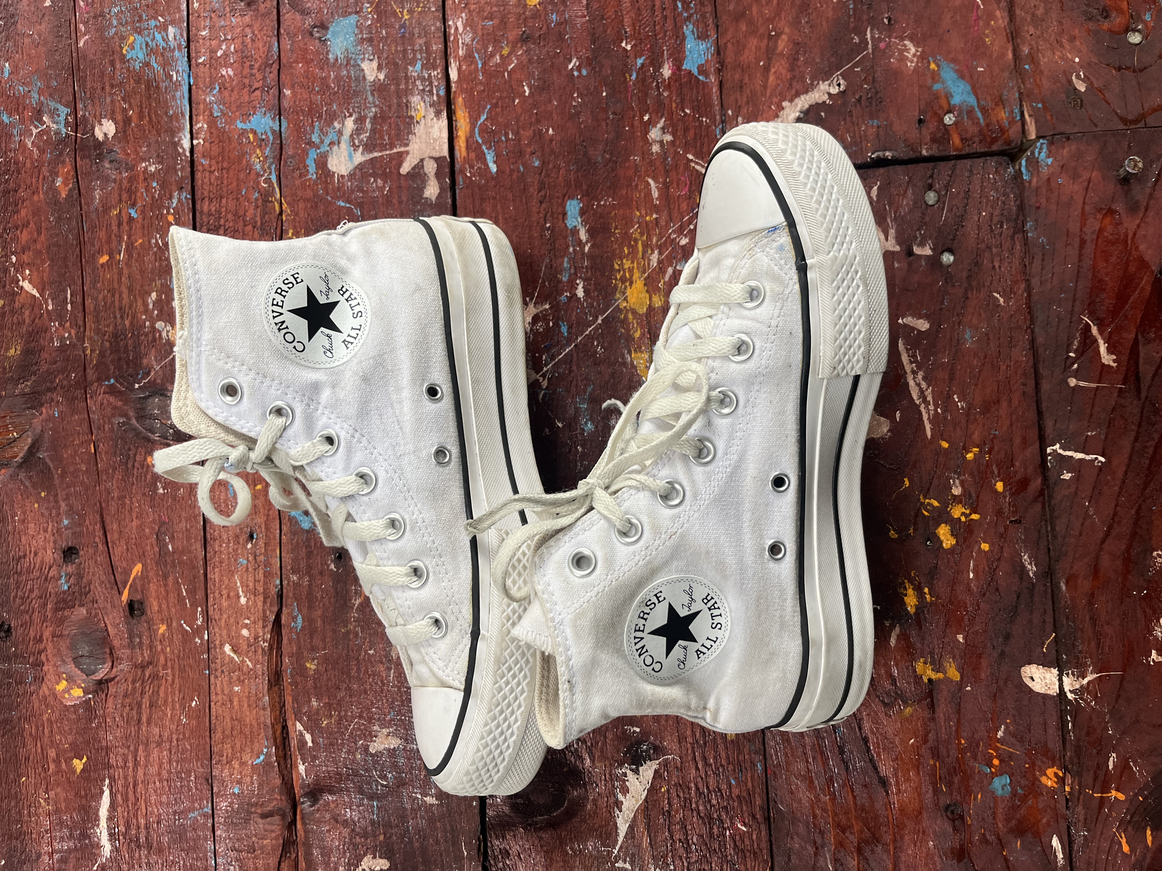 Chuck Taylor High Platform {4.5/37}